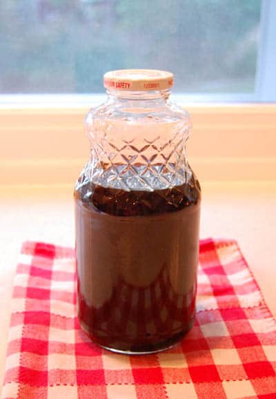 Making iced coffee concentrate